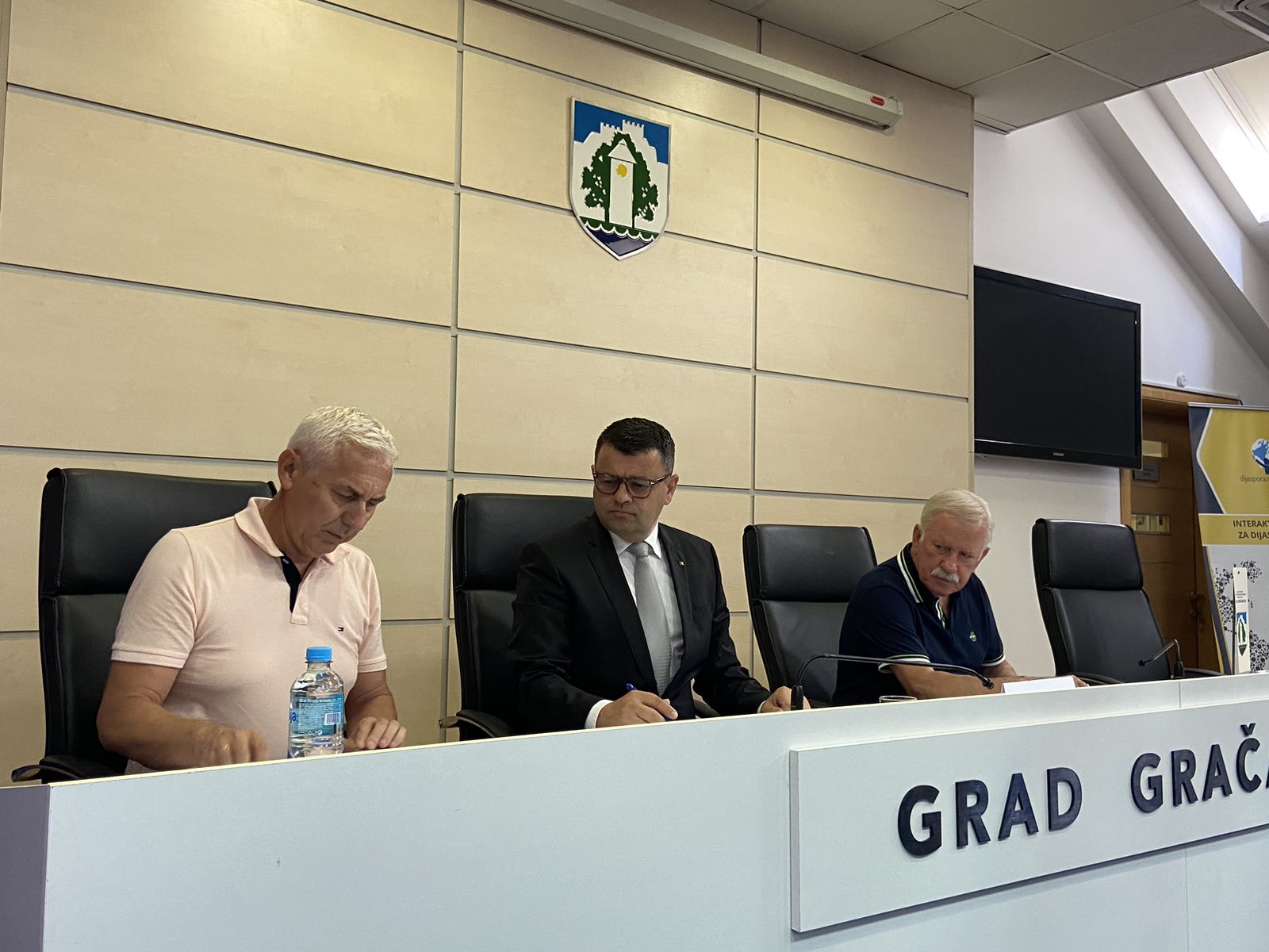 Ministar Sevlid Hurtić potpisao Memorandum o saradnji u oblasti iseljeništva sa predstavnicima 16 gradova i općina