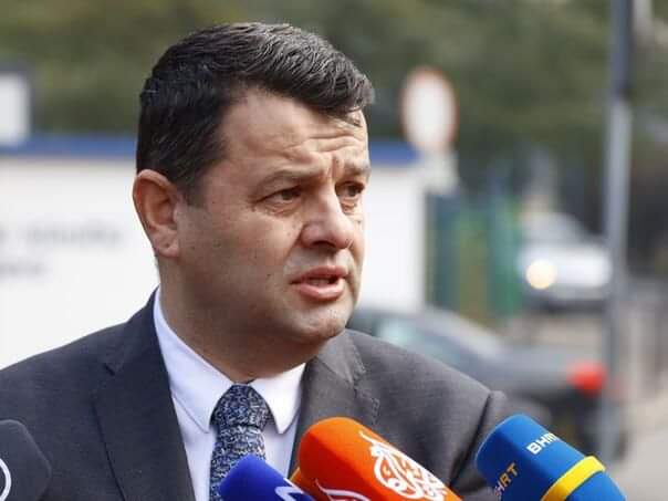 Ministar Sevlid Hurtić će posjetiti Bosansku dopunsku školu u Dohi